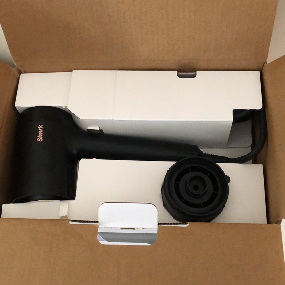 NIB Shark Hyper Air Hair Dryer - Picture 10 of 11